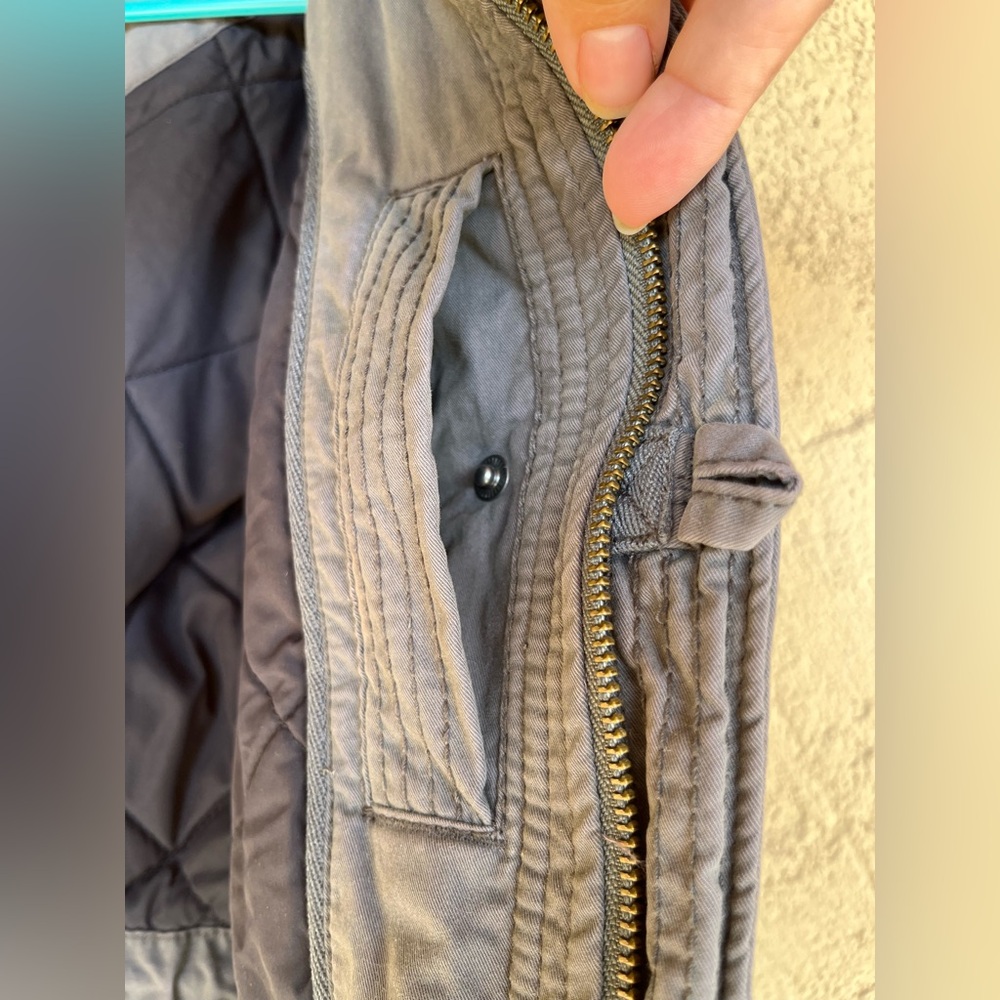 ⛄️TNA Gray Quilted Jacket - Picture 6 of 9